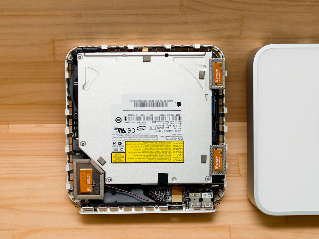 Mac Mini (Late 2009) MC238 メモリを 8GB | Do-roid